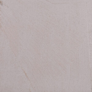 Glatte, beige Streichputz-Oberfläche von HERKLULES-0390, ideal für kreative Wandgestaltung im Wohnzimmer.